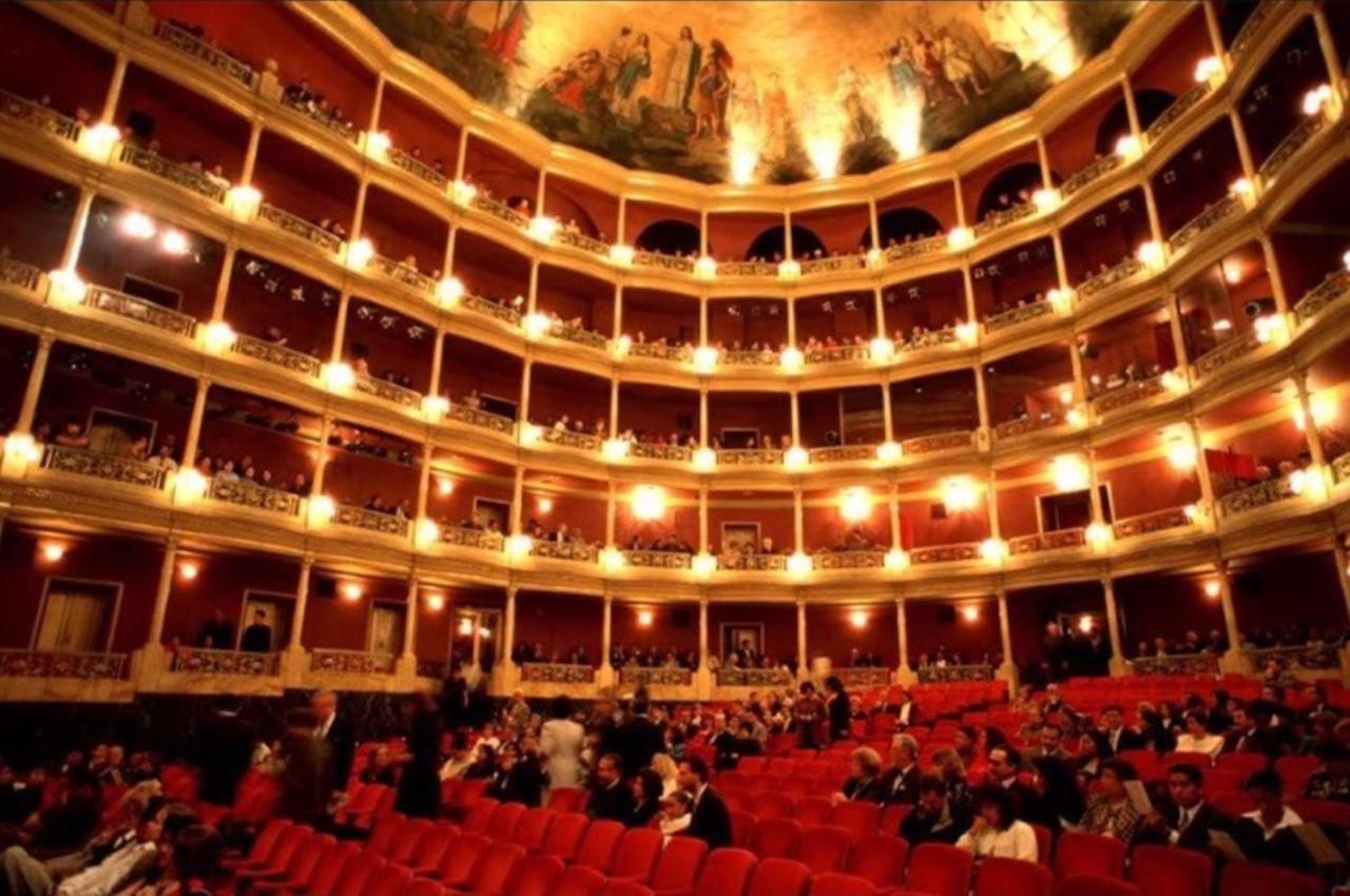 Appartamento National Theatre Flat OOporto Esterno foto